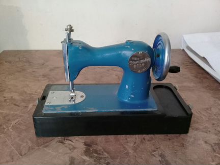 Швейная машинка Игрушка из СССР