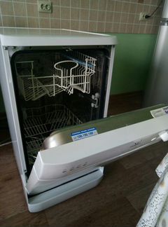 Посудомоечная машина Indesit idl 40