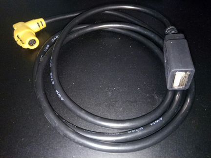 USB флэш-накопитель