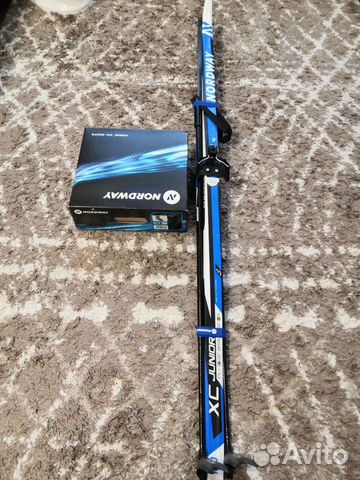 Лыжи и ботинки