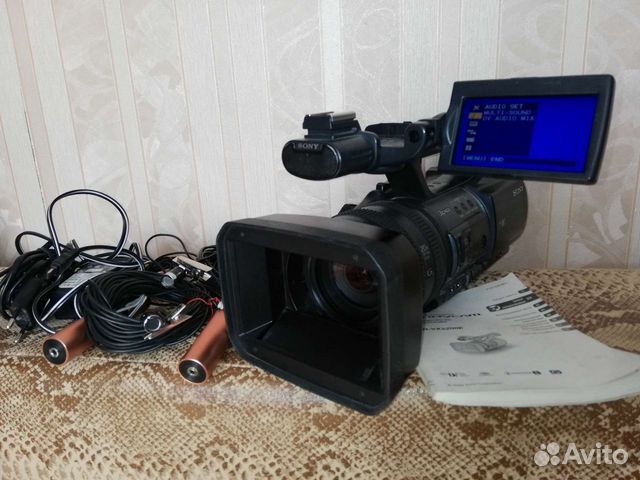 Видеокамера Sony 2200