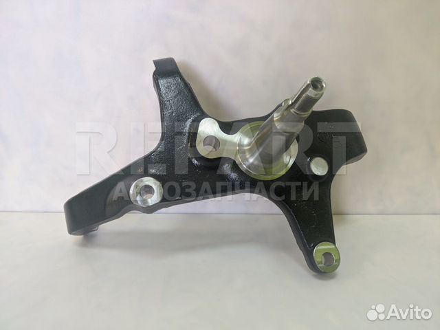 Кулак поворотный правый Nissan Cabstar 40014MD00B