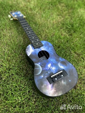 Укулеле Terris «Космос» с комплектом новое