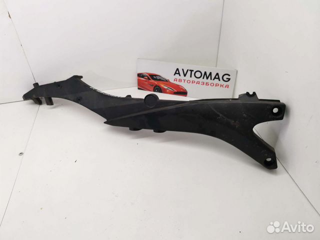 Подрамник правая часть (Suzuki gsx-r 600/750)
