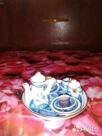 Блюдо фарфор