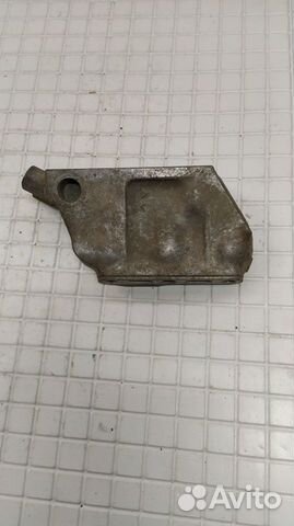 Кронштейн опоры двигателя правый Toyota Camry V40