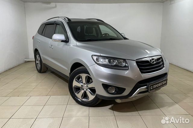 Hyundai Santa Fe `2011