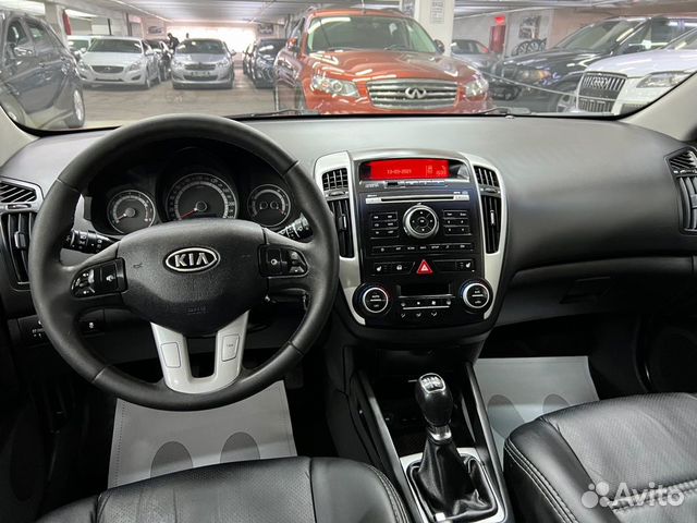 Kia Ceed `2010