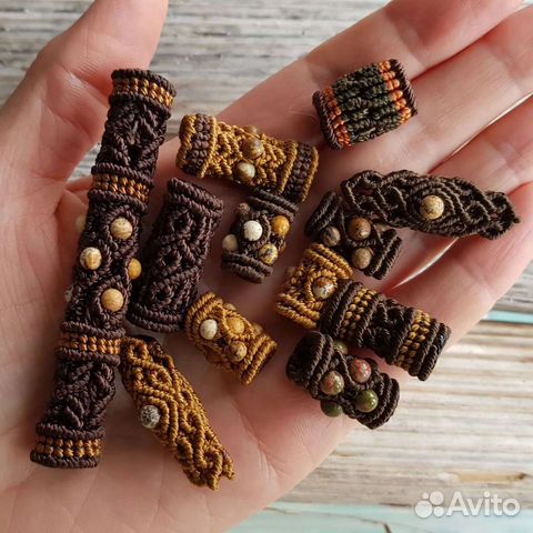 Дредобусины, лулы и браслеты в коричневой гамме