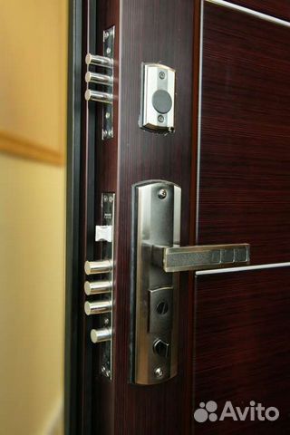 Ремонт дверей,врезка замков,сварочные работы