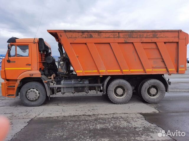 Требуются водители на самосвалы