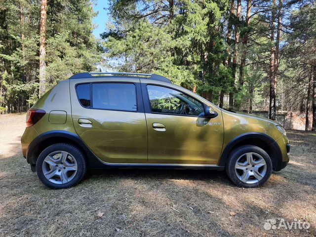 Renault Sandero Stepway 1.6 AT, 2016, 121 500 км