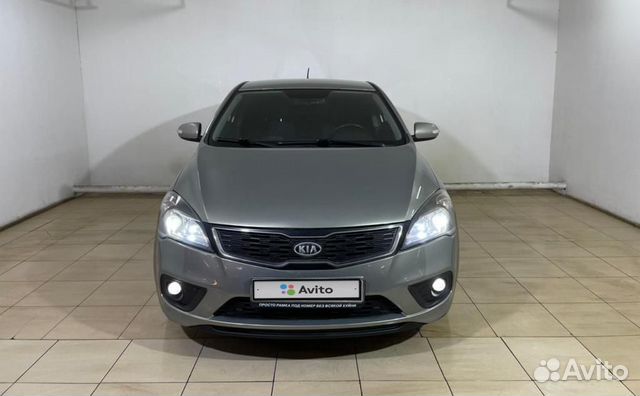 Kia Ceed `2011