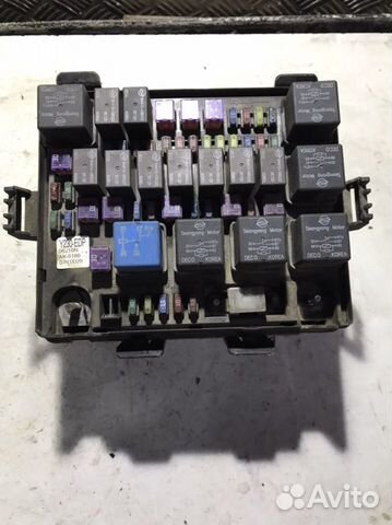 Блок предохранителей Ssang Yong Rexton 1