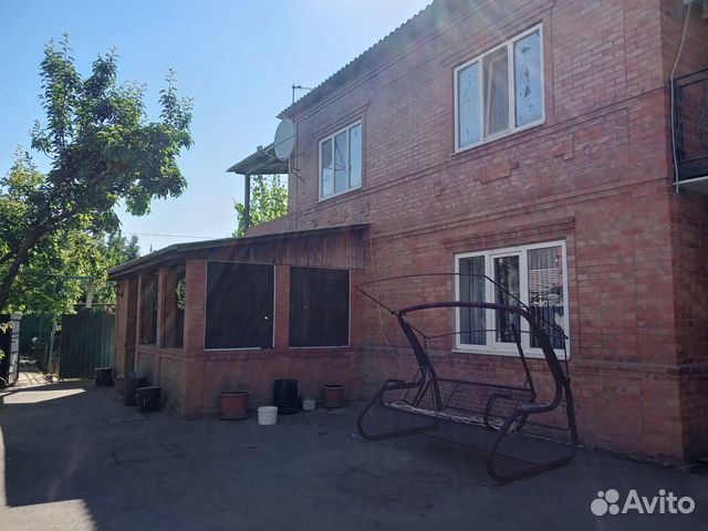 

2-к. дом, 150 м²