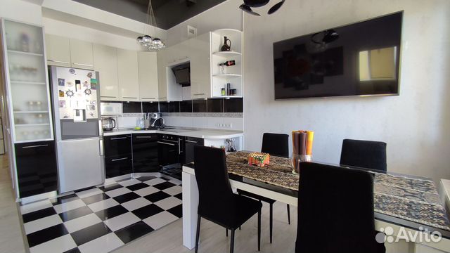 

2-к. квартира, 92 м², 4/6 эт.