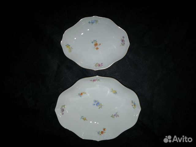 Meissen (Мейсен) фарфоровое блюдо с цветами Meissen (Мейсен) фарфоровое блюдо с цветами
