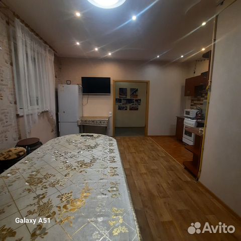 

6-к. дом, 200 м²