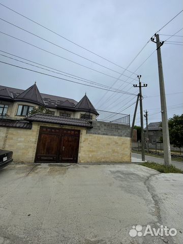 

6-к. дом, 250 м²
