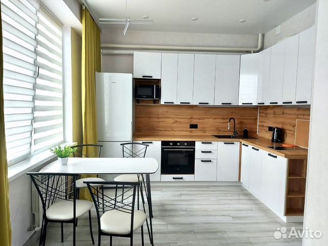 

1-к. квартира, 40 м², 1/10 эт.
