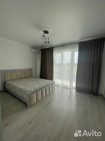 

4-к. дом, 250 м²