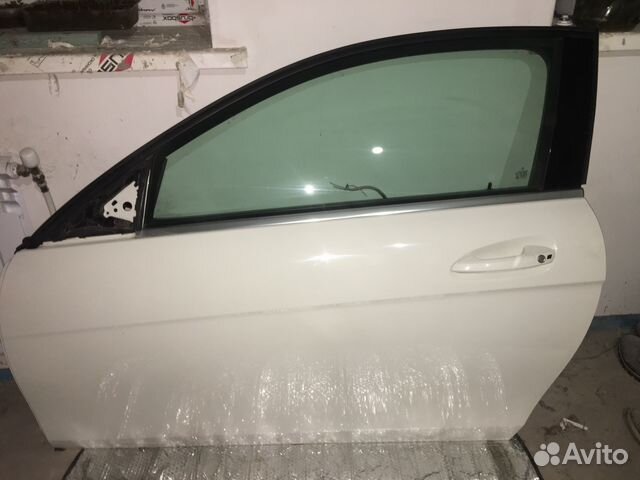 Дверь левая купе c class Mercedes купэ w204