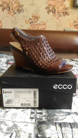 Босоножки ecco