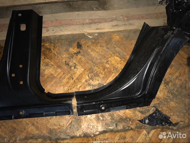 Накладка порога W166, X166 новая, закат крыла Накладка порога W166, X166 новая, закат крыла