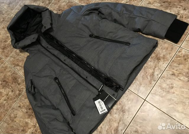Пуховик Emporio Armani, оригинал Пуховик Emporio Armani, оригинал