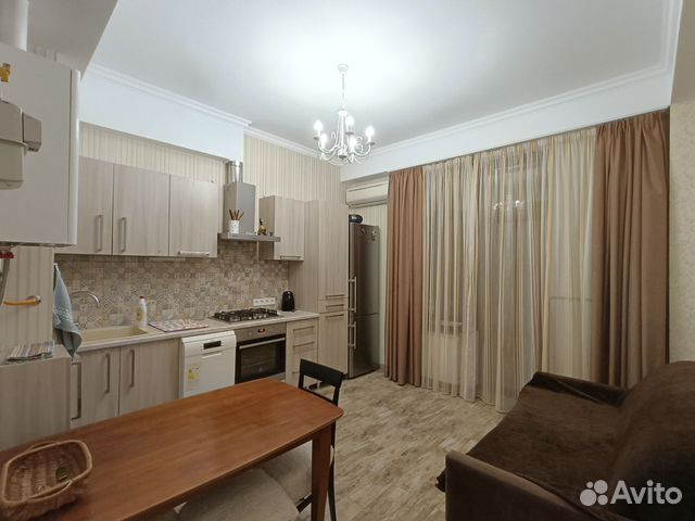 

1-к. квартира, 42 м², 3/10 эт.