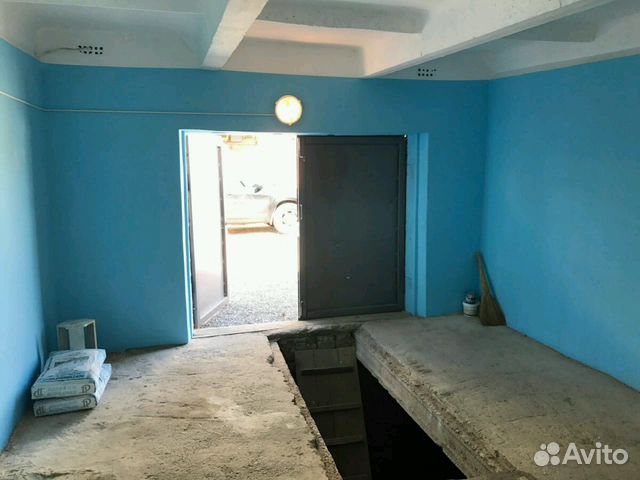 Гараж, > 30 м²