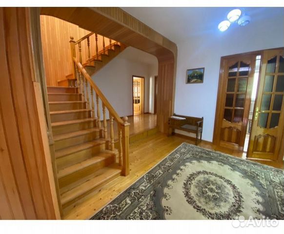 

3-к. дом, 300 м²