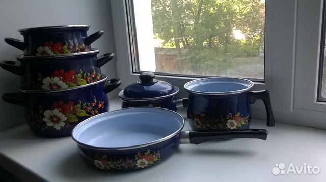 Набор эмалированных кастрюль Чехословакия новый