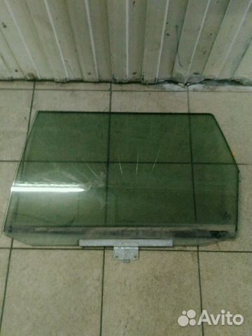 Стекло дверное VW Пассат B3 B4