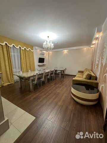 

6-к. коттедж, 303 м²