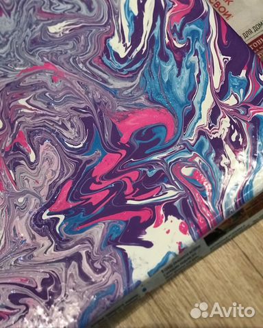 Картина в стиле флюид арт Картина в стиле флюид арт