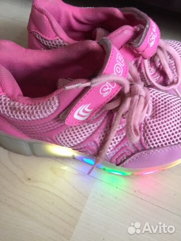 Кроссовки с роликами Кроссовки с роликами
