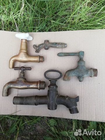Старинные краны. Водопровод. Бочка. 19 век