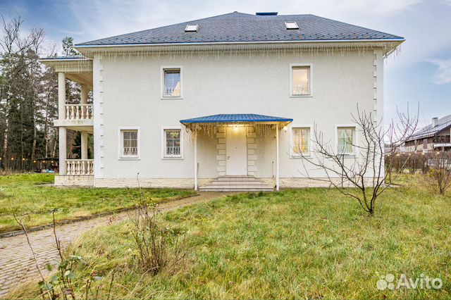 

10-к. и более коттедж, 750 м²