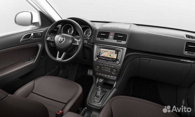 Skoda Yeti - торпедо (панель, подушка, парприз)