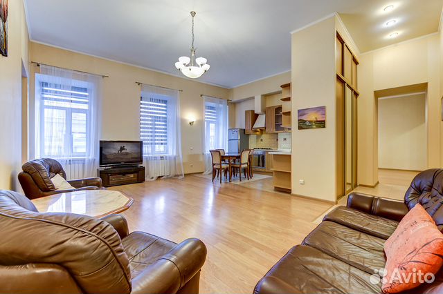 2-к квартира, 74 м², 5/5 эт. 2-к квартира, 74 м², 5/5 эт.