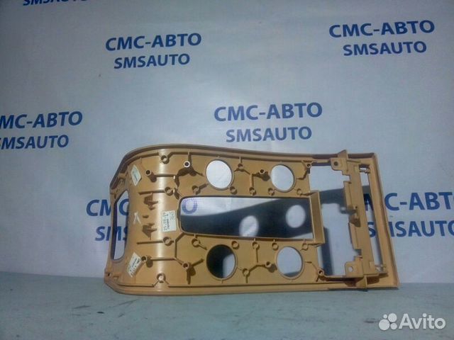 Панель центральной консоли Volvo C30 С30 2.4