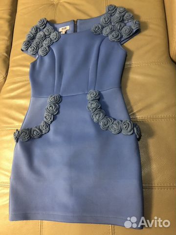 Moschino очень красивое платье Moschino очень красивое платье