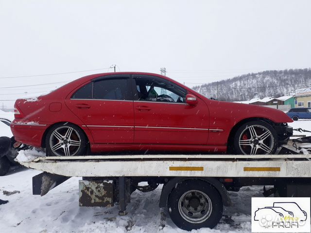 8 Запчасти на Mercedes W203 C230 C240