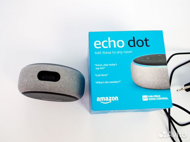 Умная колонка Amazon Echo Dot (3-e поколение 2019)