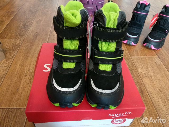 Ботинки Superfit gore tex новые зимние 30 и 31 Ботинки Superfit gore tex новые зимние 30 и 31