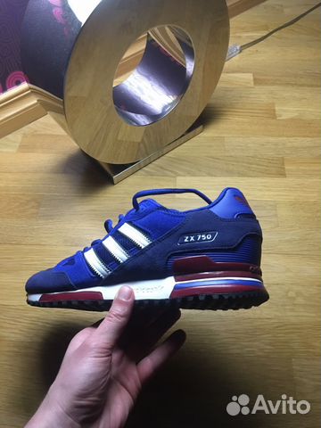 Кроссовки Adidas ZX 750 Кроссовки Adidas ZX 750