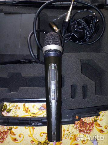 Радио микрофон AKG sr 45