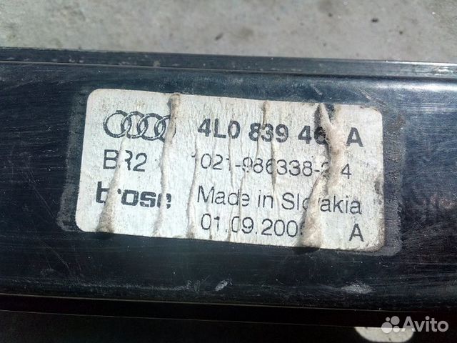 Стеклоподъемник задний левый Audi Q7 4L 3.6 2007