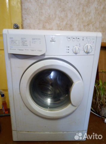 Продаётся стиральная машина Indesit WIU102